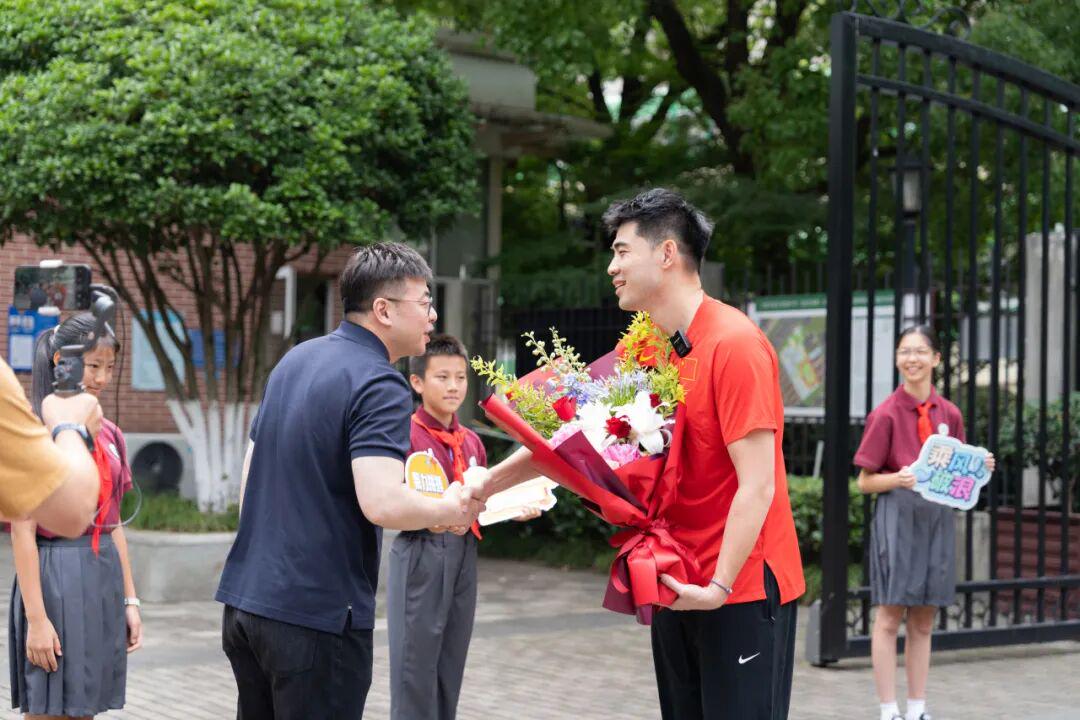 好博体育西蒙尼盛赞阿尔瓦雷斯,马竞欲以其为核心建队