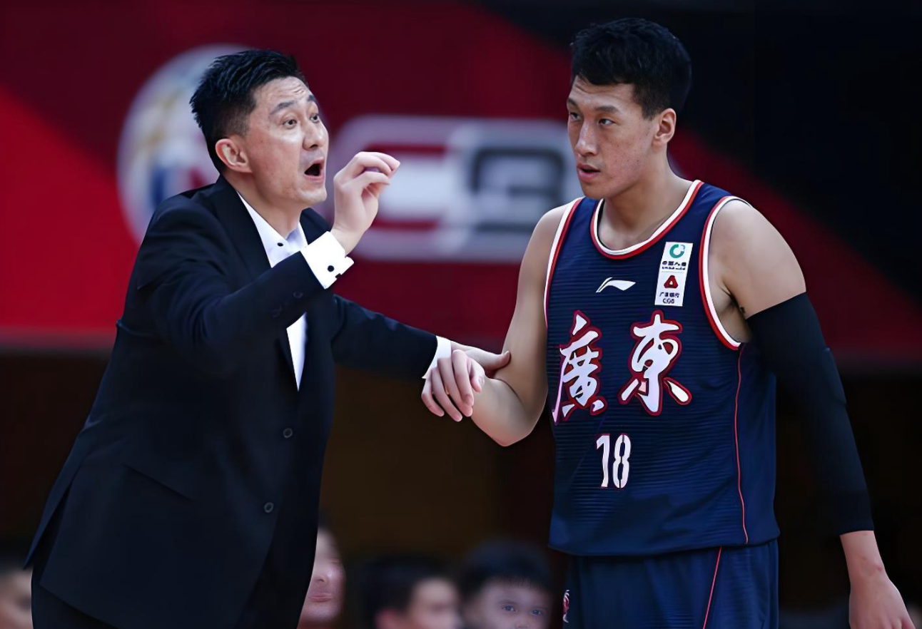 乌法115k欧元买断阿加波夫,结束租借正式加盟