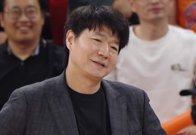 乌法115k欧元买断阿加波夫，结束租借正式加盟