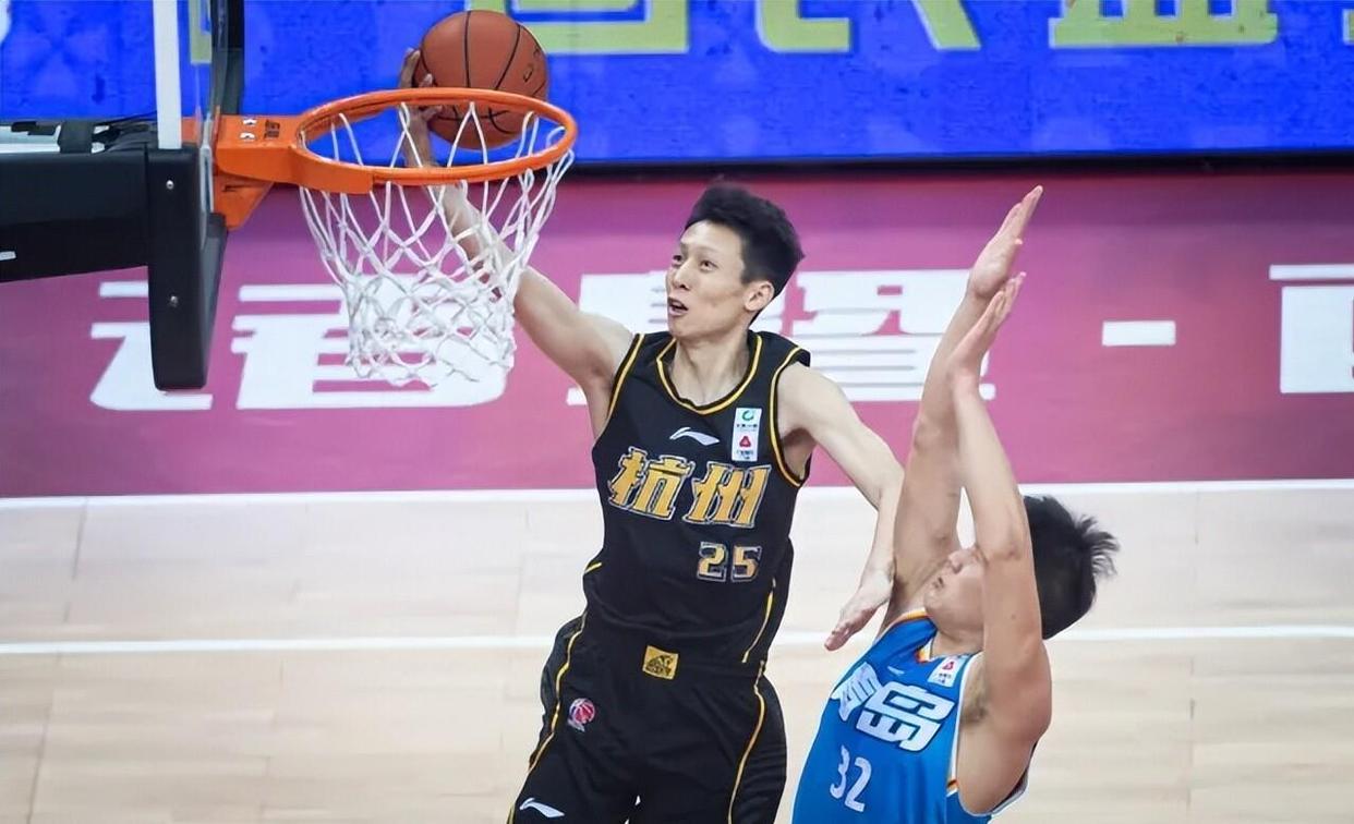 检方调取伍兹醉驾案医疗记录