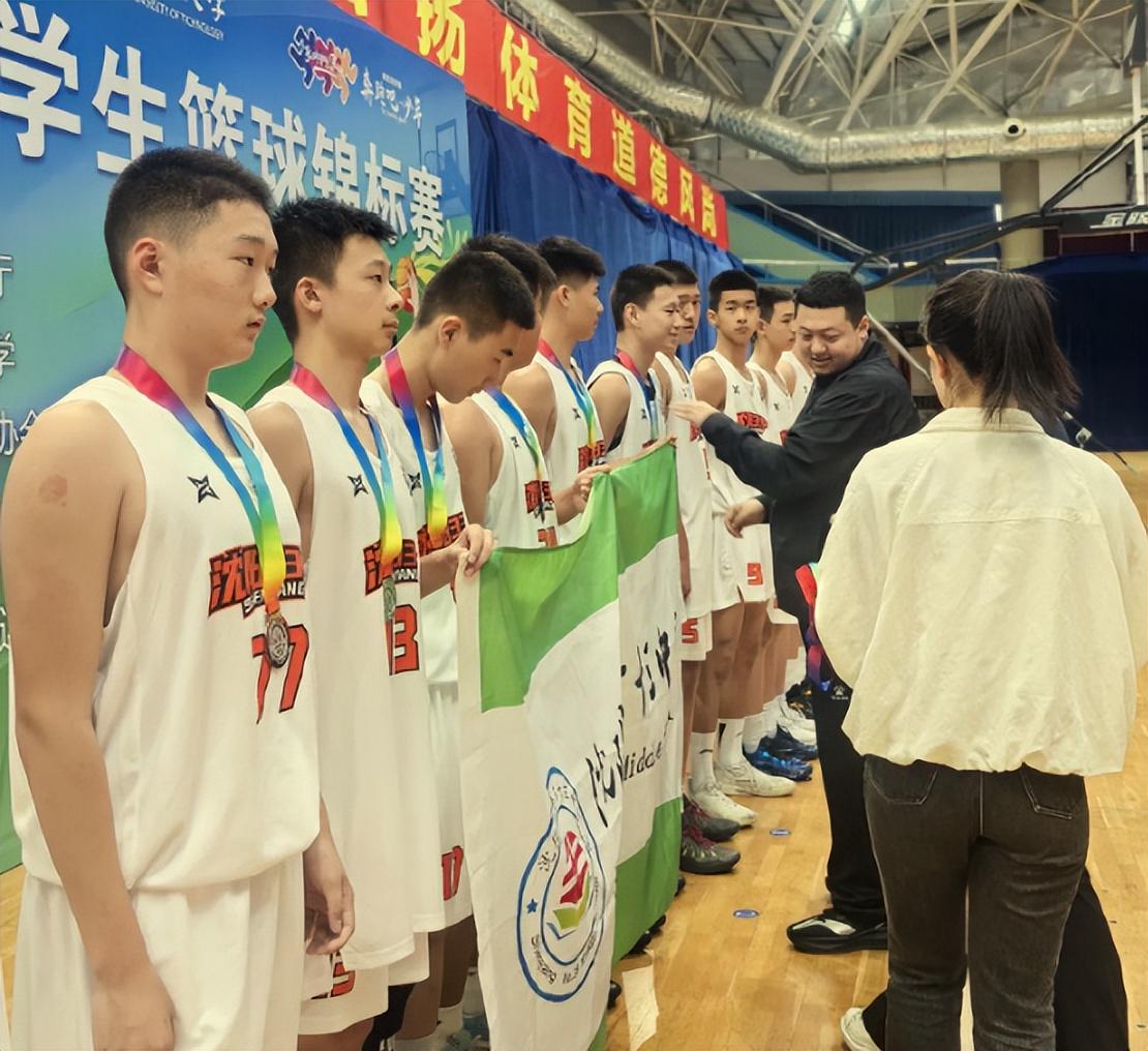 虎扑网友发帖:库里与科比有什么相似点?