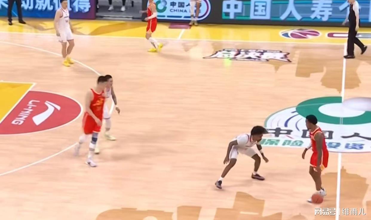 魔术师祝贺尼克斯夺冠盛赞旧将哈特