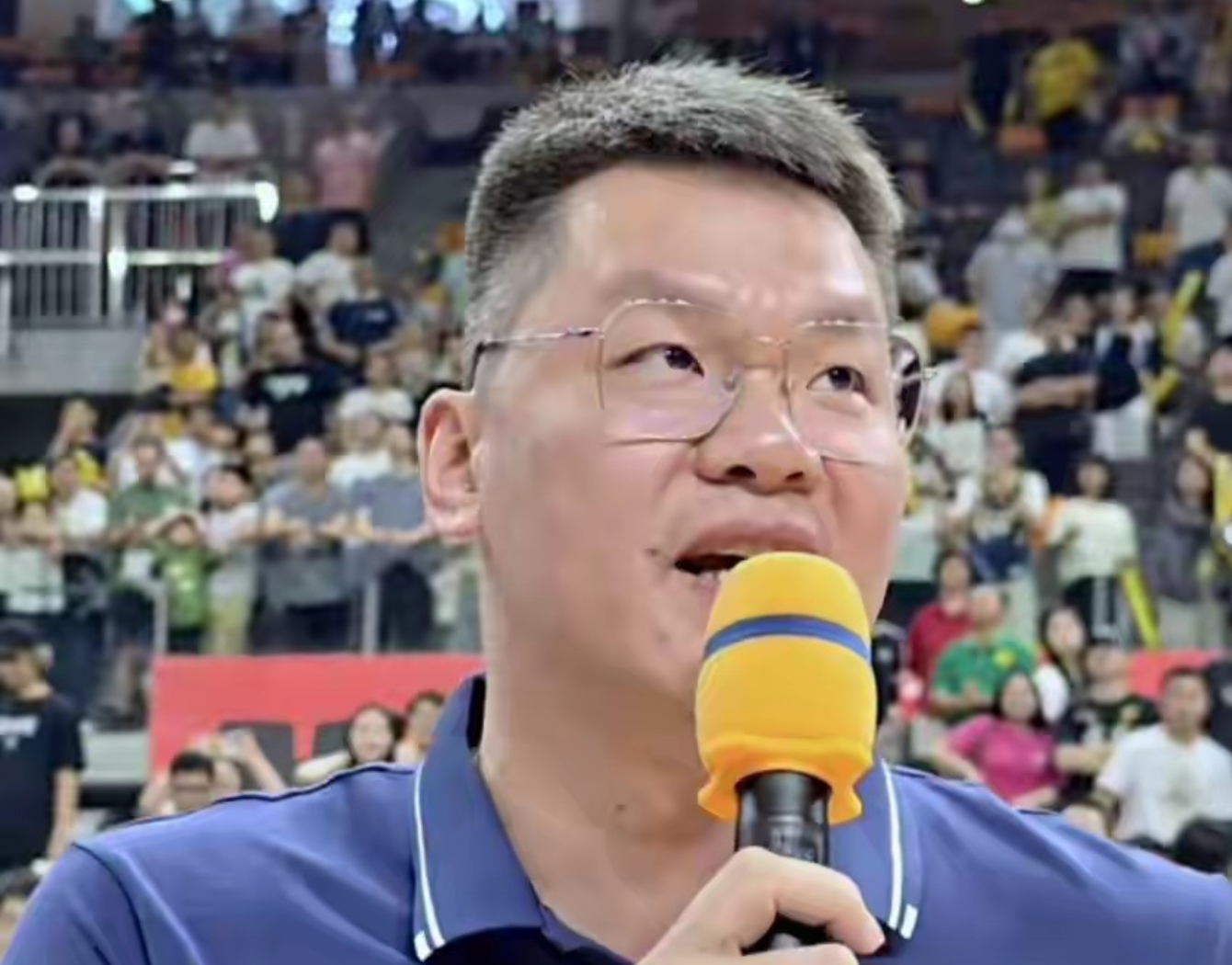 文班：我们几乎把能犯的错误都犯了 并且从中吸取了教训