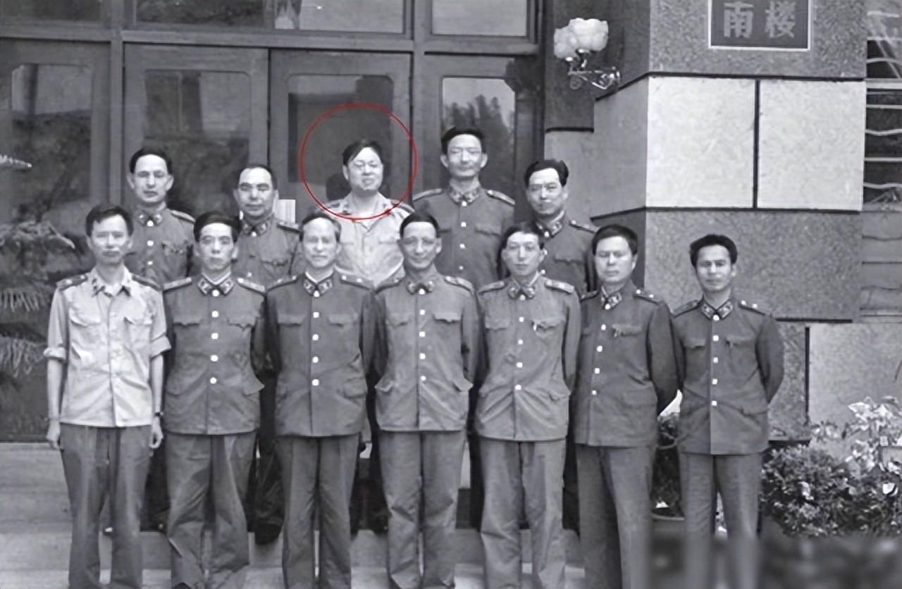 名记:字母哥一心想去热火,过去一周双方谈判已经逐渐升温