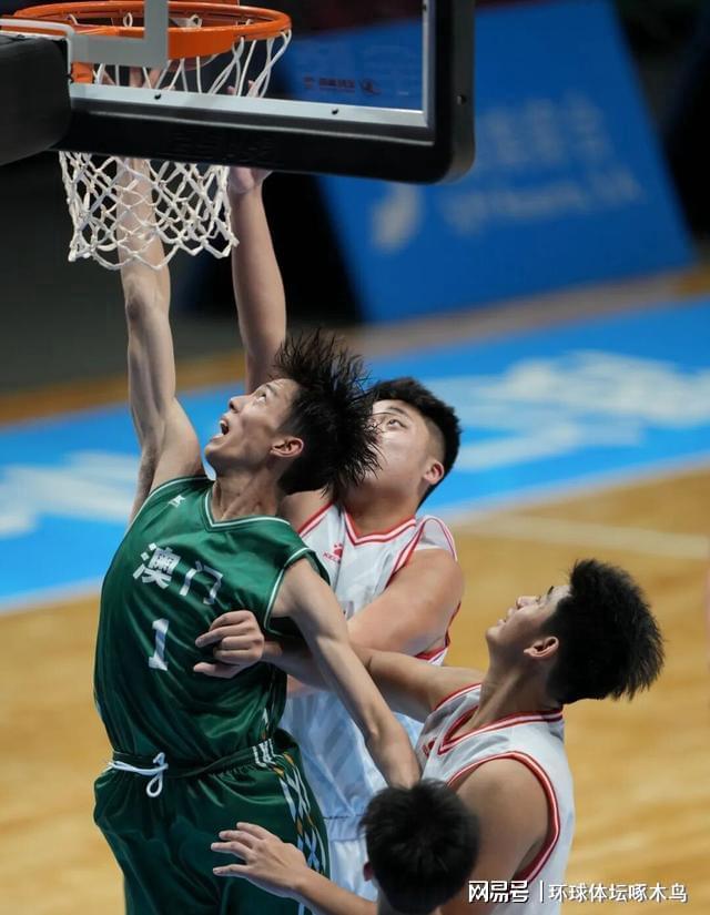 尼克斯成NBA首支赛季双冠王