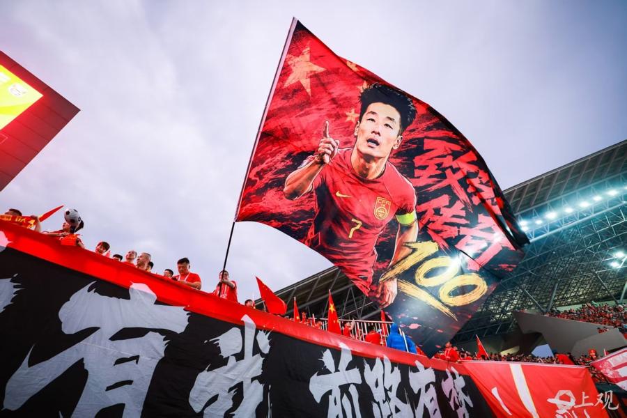 公牛新帅斯普利特:从马刺冠军中锋到重建舵手