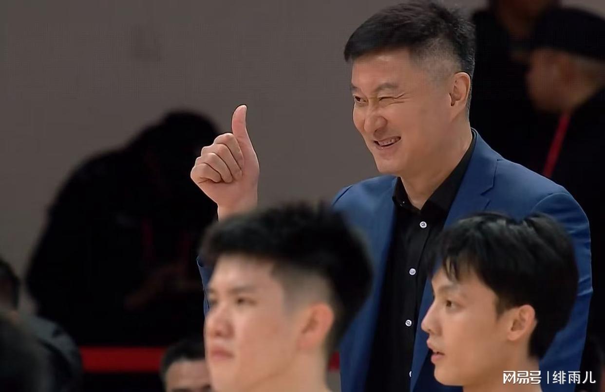 好博体育魔术师祝贺尼克斯夺冠盛赞旧将哈特