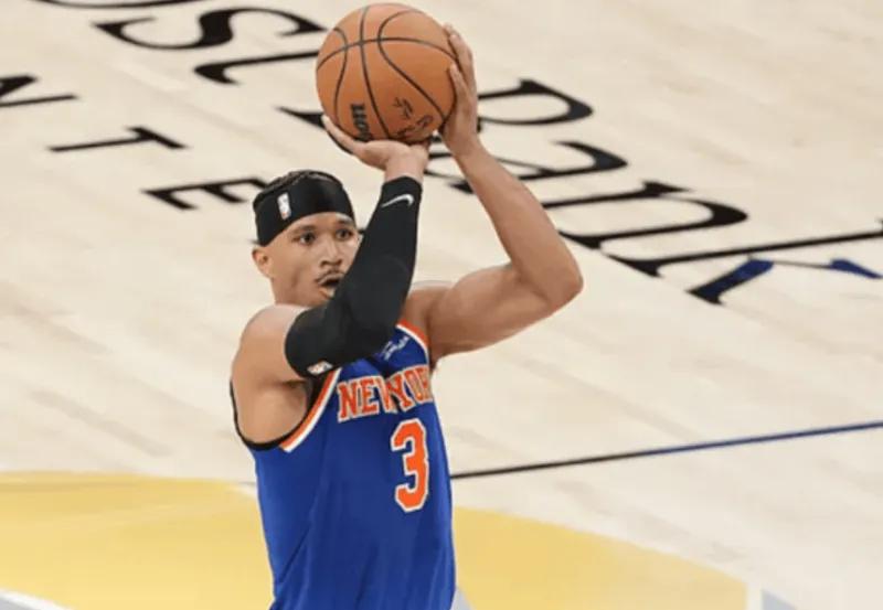 好博体育53年后,纽约尼克斯队再夺NBA总冠军!球迷沸腾了